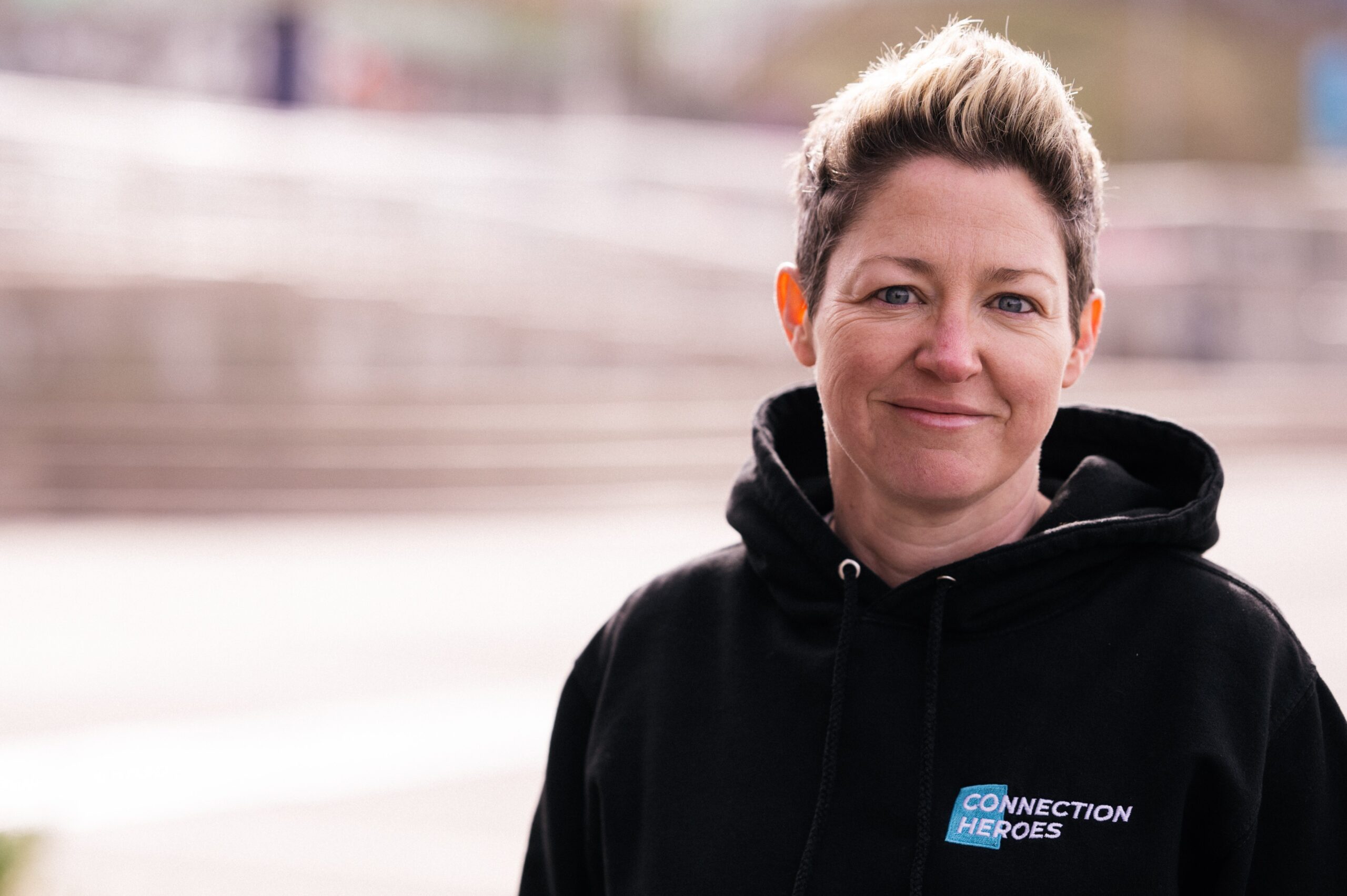 Di Gates - Connection Heroes